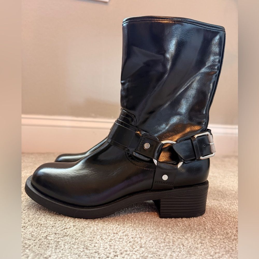 New Dolce Vita Women’s Size 6 Shiny Black Moto Boots Biker